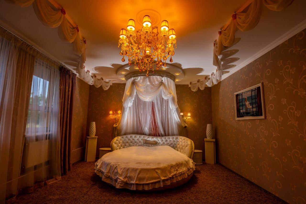 Sunrise Park Hotel Zaporizhia Exterior photo
